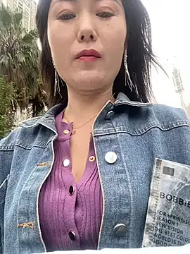 irohani_usagi – webcam model profile photo Image 14