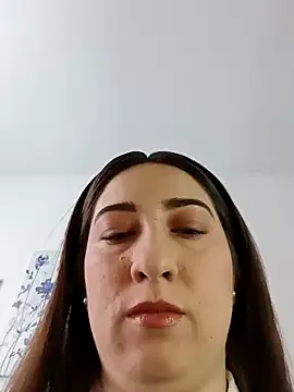 HotBella- – webcam model profile photo Image 19