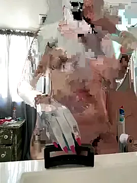 GouGou-111 – webcam model profile photo Image 12