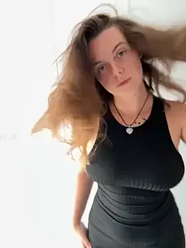 irohani_usagi – webcam model profile photo Image 13