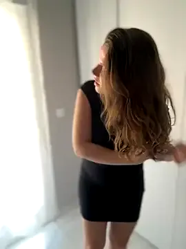 irohani_usagi – webcam model profile photo Image 2