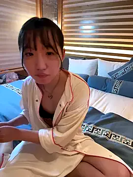 Big_ayu_ – webcam model profile photo Image 12