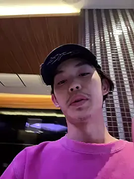 Big_ayu_ – webcam model profile photo Image 4