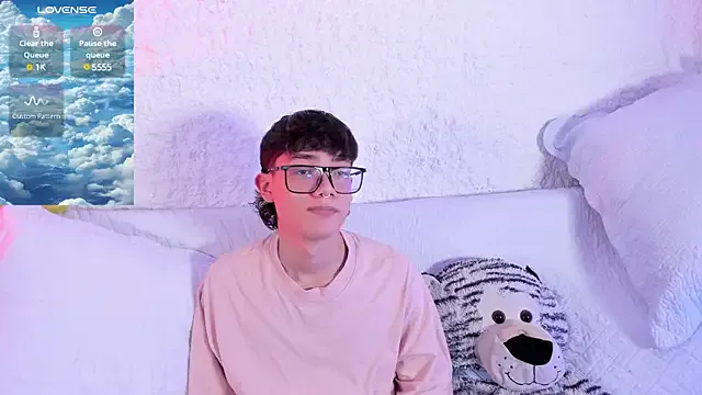 Preethi_Bujji – webcam model profile photo Image 3