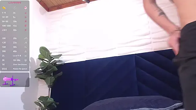 FroggyAnna – webcam model profile photo Image 5