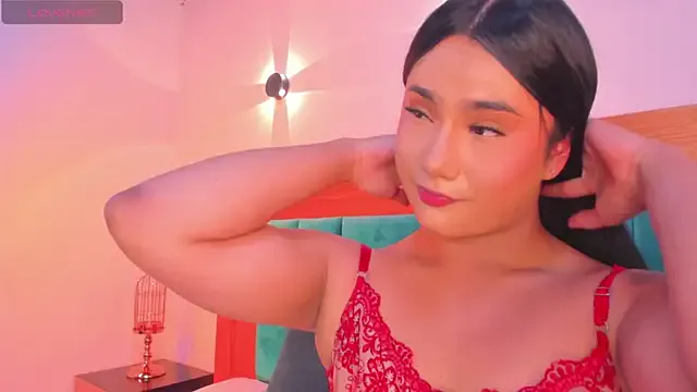 seraphine23 – webcam model profile photo Image 8