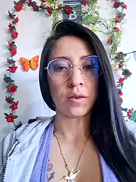 FroggyAnna – webcam model profile photo Image 11