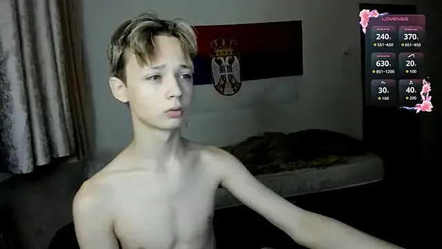 seraphine23 – webcam model profile photo Image 14