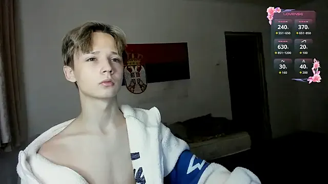 seraphine23 – webcam model profile photo Image 16