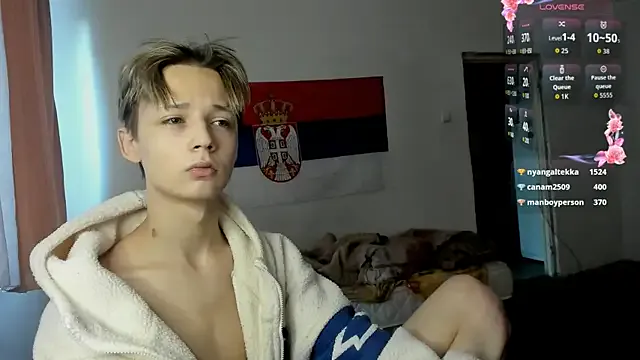 seraphine23 – webcam model profile photo Image 18