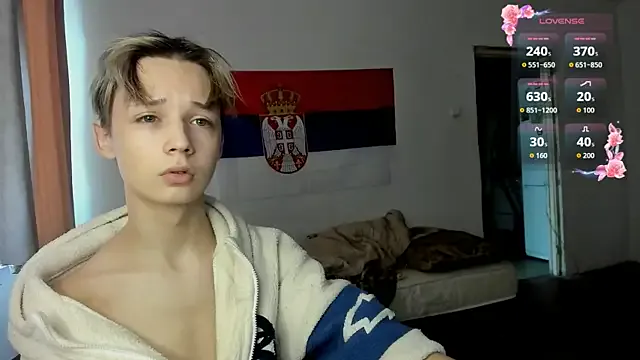 seraphine23 – webcam model profile photo Image 19