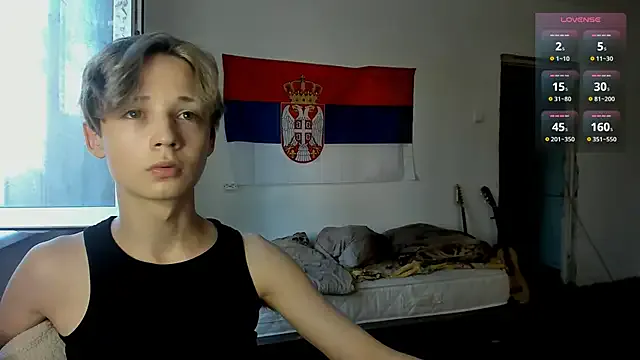 seraphine23 – webcam model profile photo Image 5