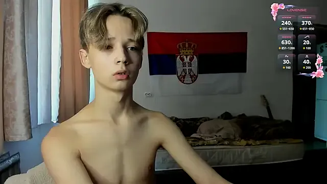 seraphine23 – webcam model profile photo Image 9