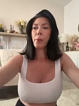 Mona_kunal – webcam model profile photo Image 19