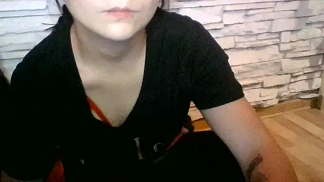 DoriDeluxe66 – webcam model profile photo Image 5