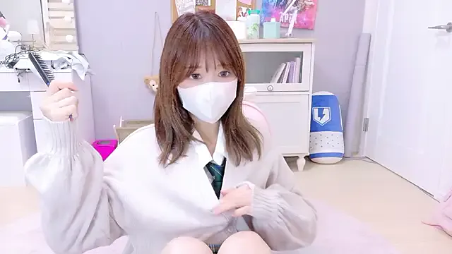 HugeBoobsAlice – webcam model profile photo Image 16