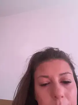 irohani_usagi – webcam model profile photo Image 3